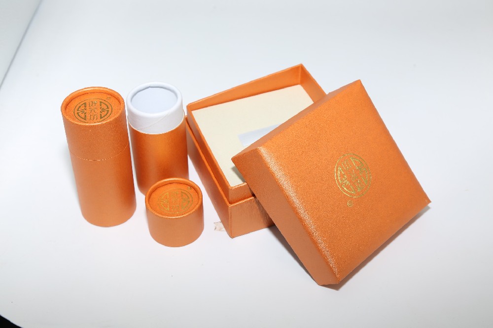 廣州包裝盒印刷廠：幫你打造獨一無二的禮品盒、食品盒和灑具盒！